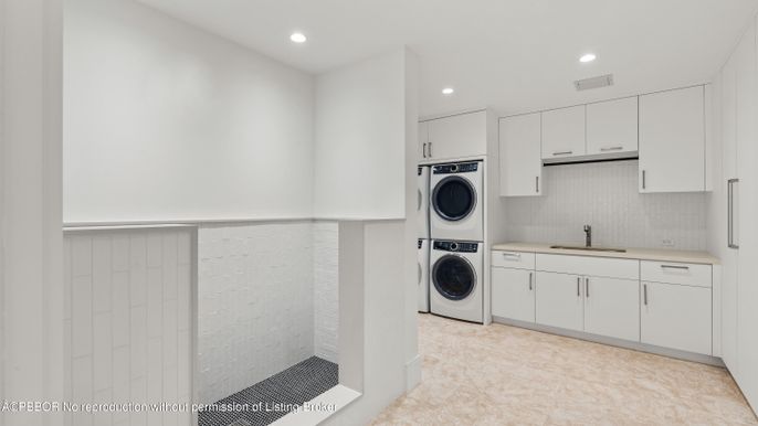 Interior, Recessed Lighting, Washer