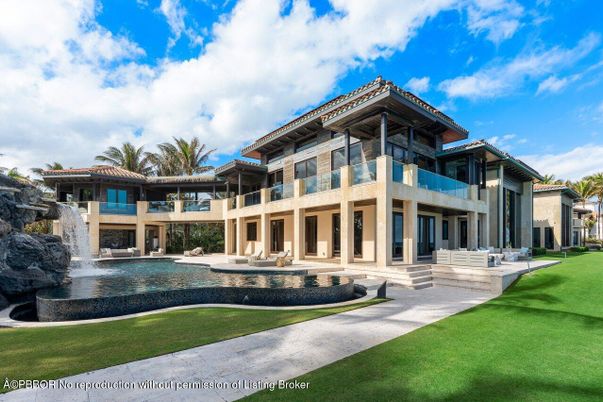 Backyard, Exterior, Facade, Mediterranean