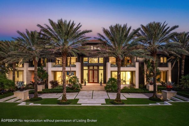 Backyard, Exterior, Facade, Mediterranean