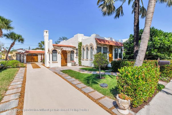 Backyard, Exterior, Facade, Spanish Mediterranean
