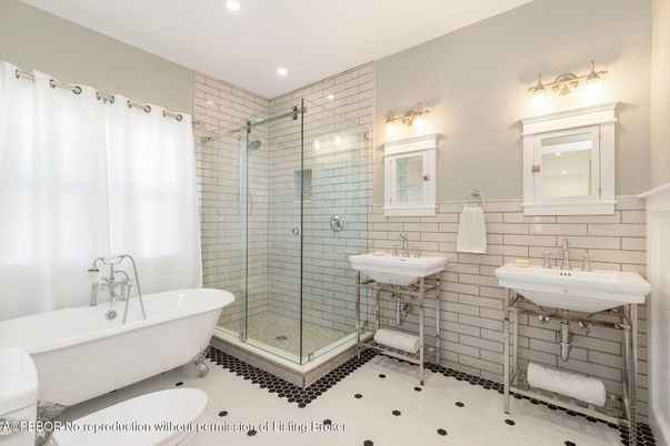 Bathroom, Dual Sink Vanities, Free Standing Baths, Glass Shower, Interior, Recessed Lighting