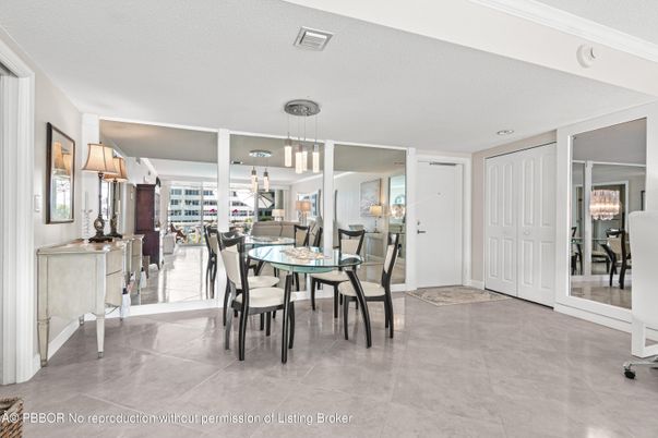 Dining room, Interior, Pendant Lights