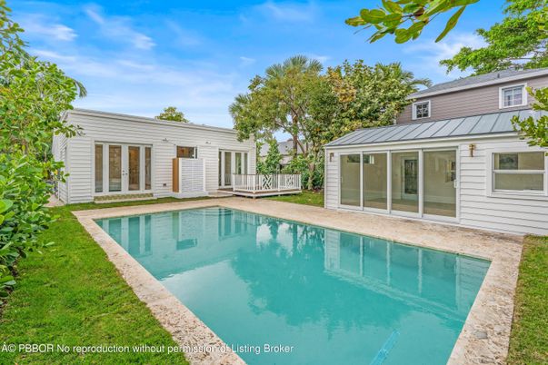 Exterior, Pool, Solar Panels