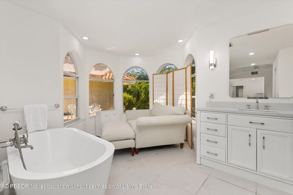 Bathroom, Dual Sink Vanities, Free Standing Baths, Interior, Marble, Recessed Lighting
