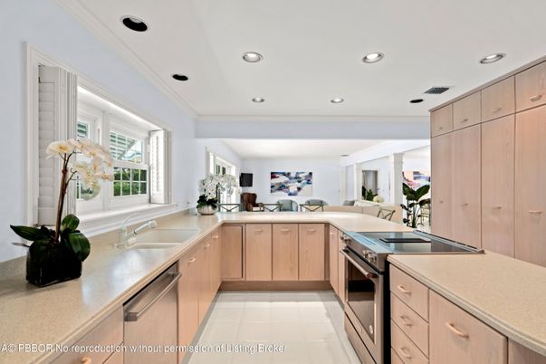 Interior, Kitchen, Recessed Lighting