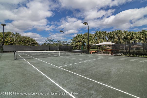 Exterior, Tennis Courts