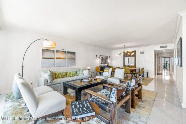 Dining room, Interior, Living room, Pendant Lights