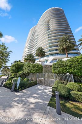 Exterior, Facade, Condo Building