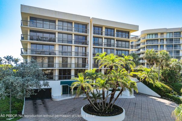 Exterior, Facade, Condo Building