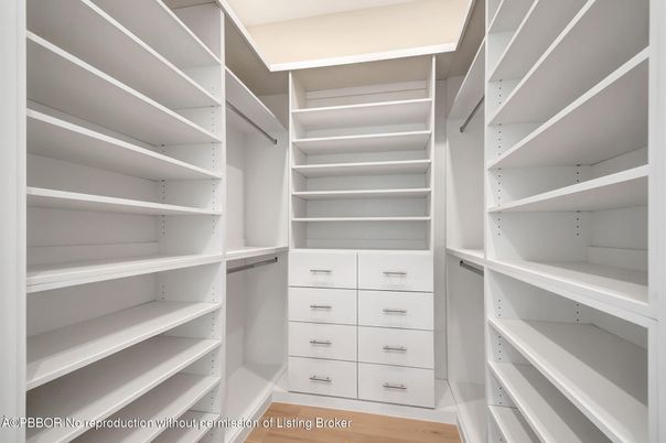 Interior, Walk-in Closets, Wood Texture Flooring