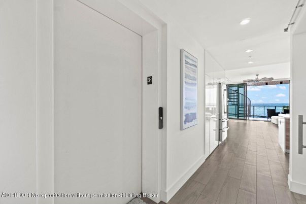 Interior, Recessed Lighting, Water, Wood Texture Flooring