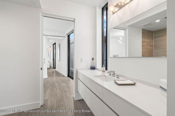 Bathroom, Interior, Recessed Lighting, Wood Texture Flooring