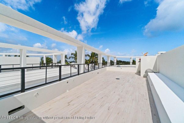 Exterior, Wood Texture Flooring