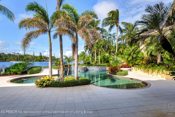 Exterior, Lake, Pool, Water