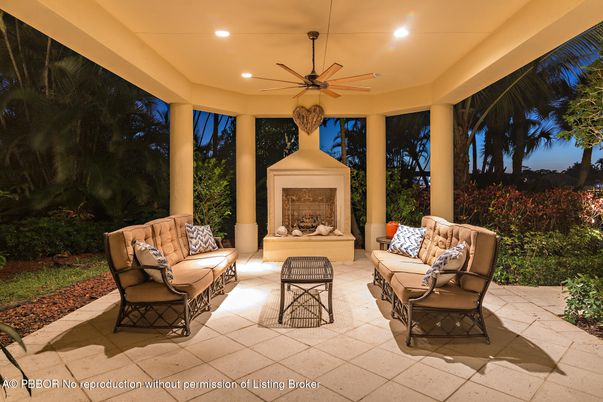 Fireplace, Interior, Living room, Recessed Lighting