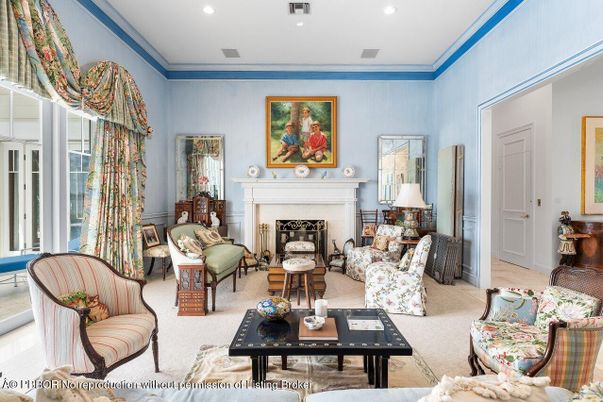 Fireplace, Interior, Living room, Recessed Lighting