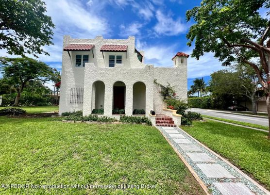 Backyard, Exterior, Facade, Spanish Mediterranean