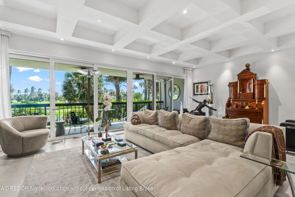 Fitness Equipment, Interior, Living room, Recessed Lighting