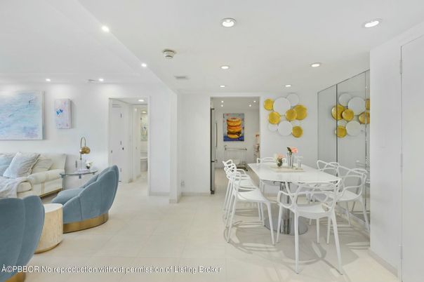 Dining room, Interior, Recessed Lighting