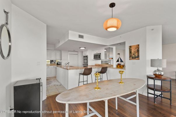 Dining room, Interior, Kitchen, Pendant Lights, Stainless Steel Appliances, Wood Texture Flooring