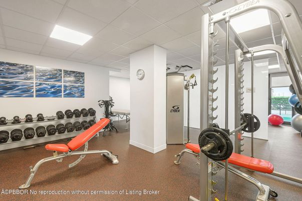 Fitness Equipment, Interior, Recessed Lighting