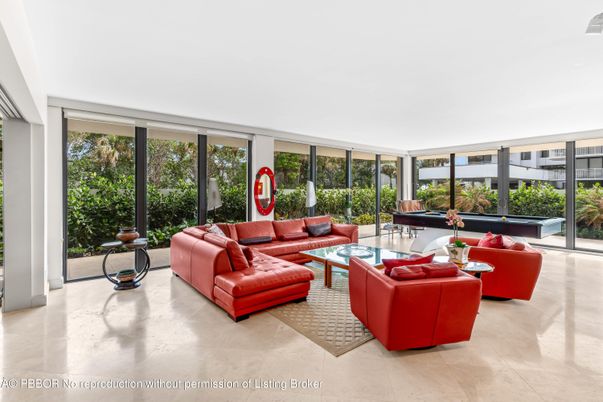 Billiard Table, Game Room, Interior, Living room