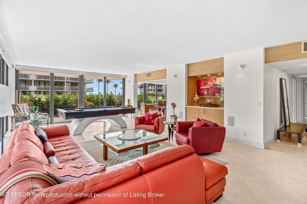 Billiard Table, Game Room, Interior, Living room