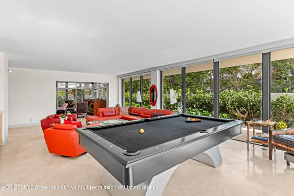 Billiard Table, Game Room, Interior, Living room
