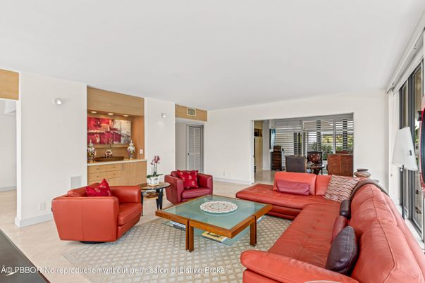 Dining room, Interior, Living room, Recessed Lighting
