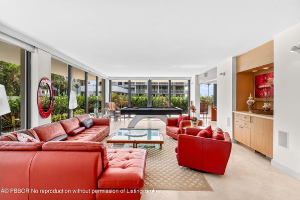 Billiard Table, Game Room, Interior, Living room, Recessed Lighting