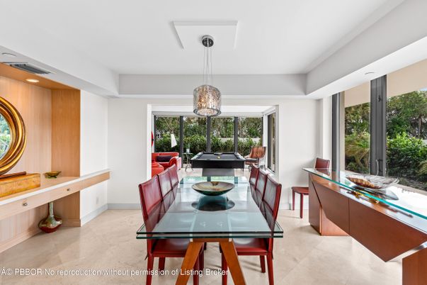 Dining room, Interior, Pendant Lights, Recessed Lighting