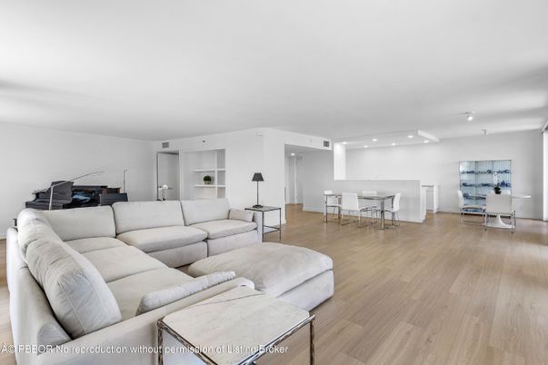 Dining room, Interior, Living room, Recessed Lighting, Wood Texture Flooring
