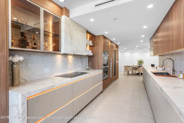 Dining room, Interior, Kitchen, Marble Walls, Recessed Lighting, Stainless Steel Appliances