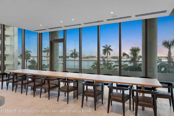 Dining room, Interior, Recessed Lighting, Water
