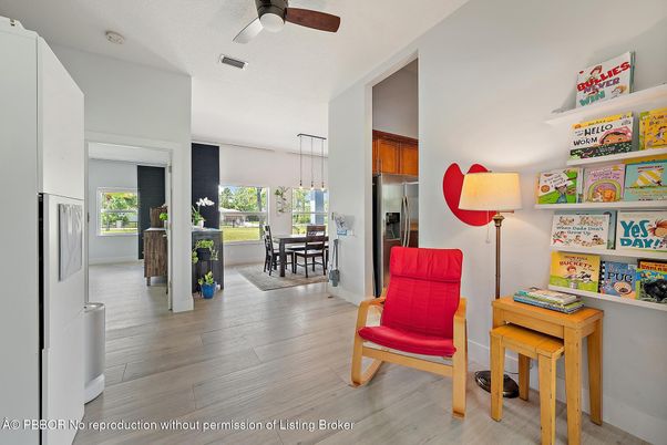 Dining room, Interior, Kitchen, Pendant Lights, Stainless Steel Appliances, Wood Texture Flooring