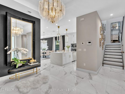 Chandelier, Dining room, Interior, Kitchen, Marble, Pendant Lights, Recessed Lighting