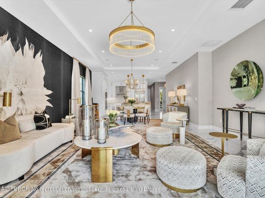 Chandelier, Dining room, Interior, Living room, Pendant Lights, Recessed Lighting