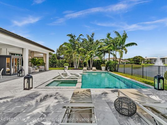 Exterior, Pool, Water