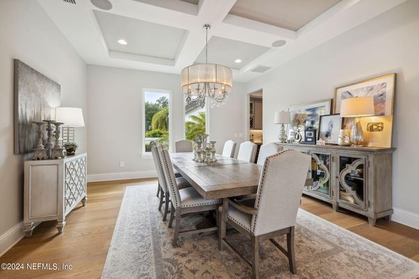 Chandelier, Dining room, Interior, Recessed Lighting, Wood Texture Flooring