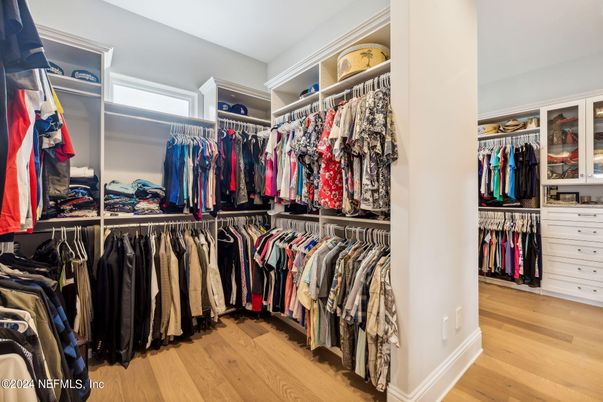 Interior, Walk-in Closets, Wood Texture Flooring