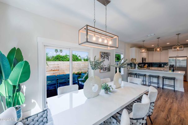 Dining room, Interior, Kitchen, Pendant Lights, Stainless Steel Appliances, Wood Texture Flooring