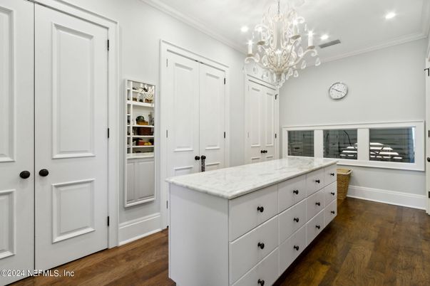 Chandelier, Interior, Recessed Lighting, Wood Texture Flooring