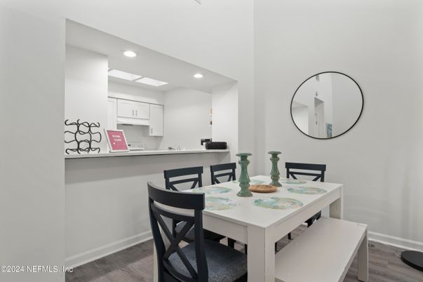 Dining room, Interior, Kitchen, Recessed Lighting, Wood Texture Flooring
