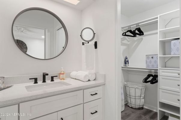 Bathroom, Dual Sink Vanities, Interior, Wood Texture Flooring