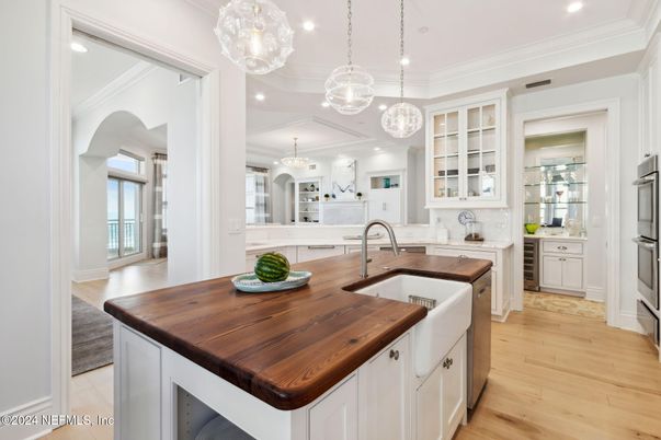 Chandelier, Interior, Kitchen, Pendant Lights, Recessed Lighting, Wood Texture Flooring