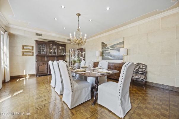 Chandelier, Dining room, Interior, Recessed Lighting
