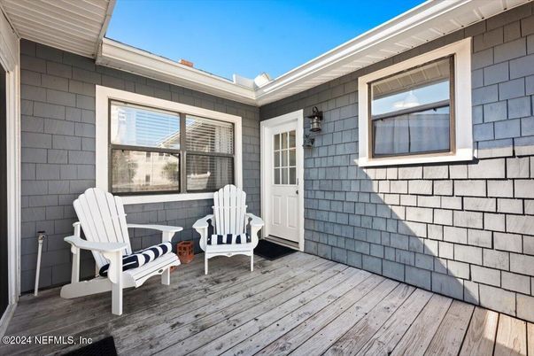 Exterior, Wood Texture Flooring