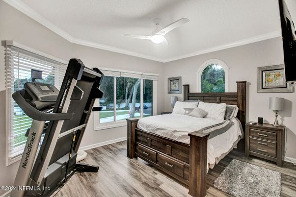 Bedroom, Fitness Equipment, Interior, Wood Texture Flooring