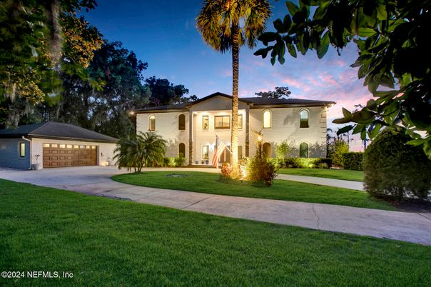 Backyard, Detached Garage, Exterior