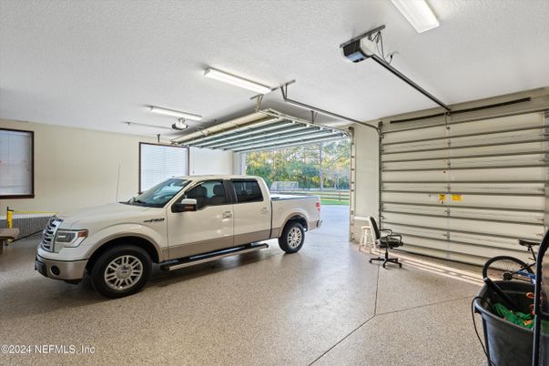 Garage, Interior
